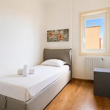 Hostdomus - Sky And Rooftop Apartment Finale Ligure