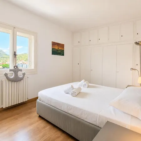Apartment Hostdomus - Sky And Rooftop Finale Ligure