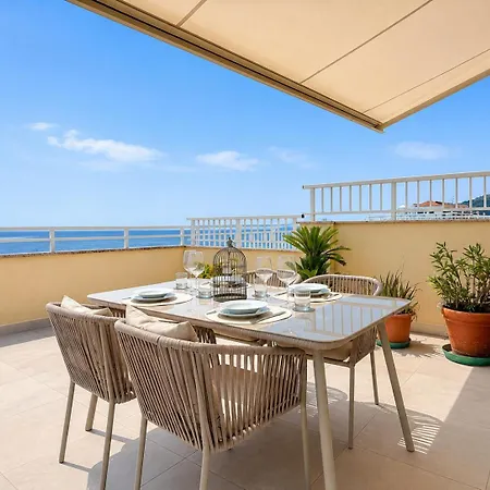 Hostdomus - Sky And Rooftop Apartment