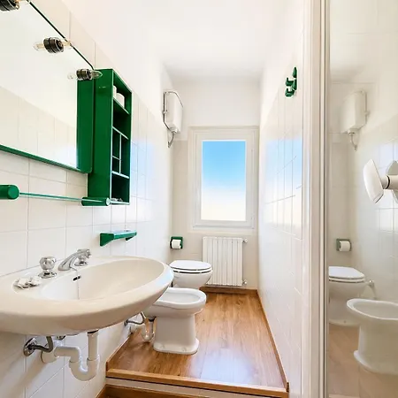 Apartment Hostdomus - Sky And Rooftop Finale Ligure