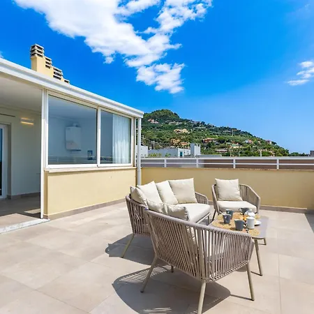 Apartment Hostdomus - Sky And Rooftop Finale Ligure